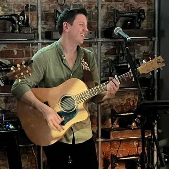 Profile image of Alex Dedecius