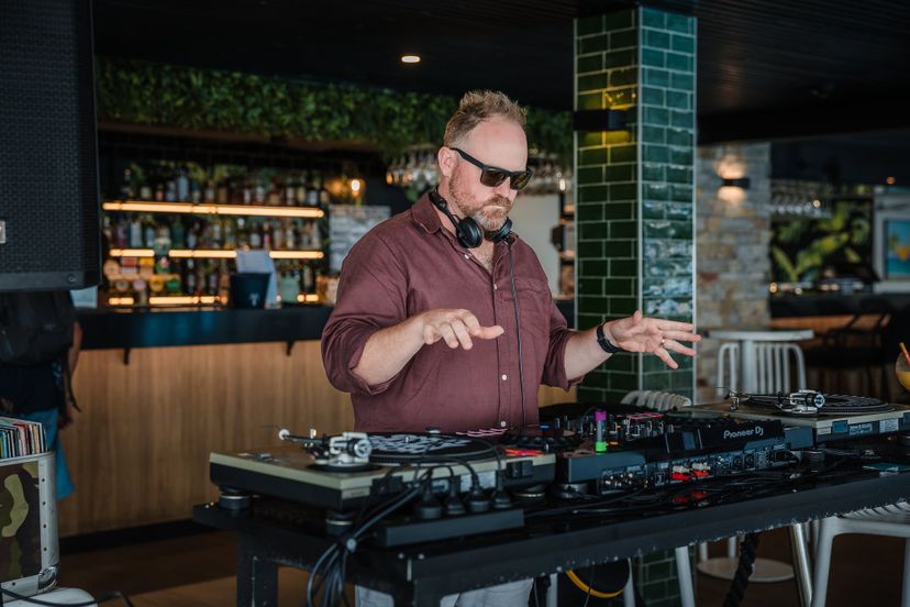 Profile image of DJ Sugarlips