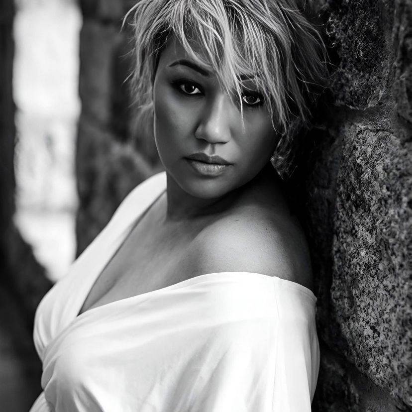 Profile image of Paula Parore