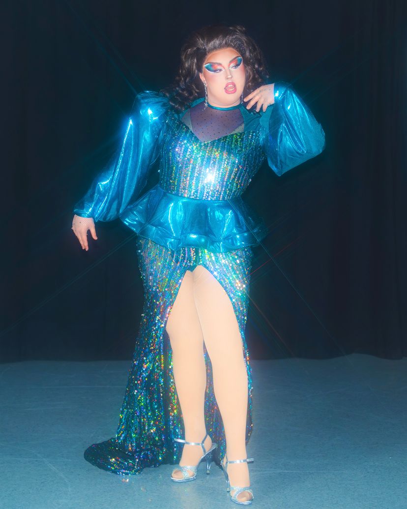 Profile image of Mina Lookgood