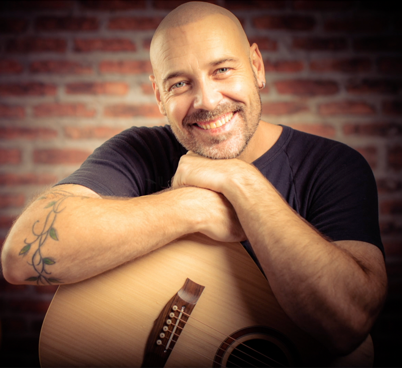 Profile image of The Dinner Singer