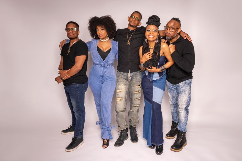 Profile image of Aniba & The Sol Starz