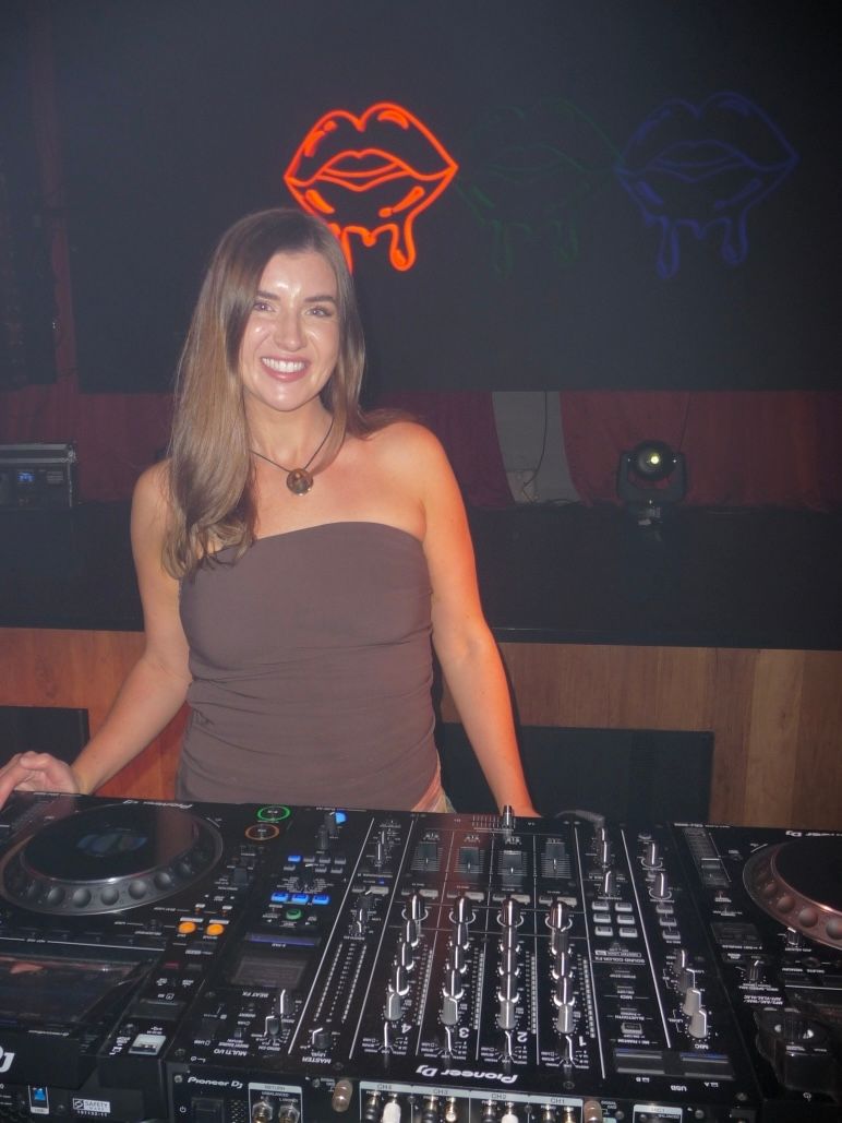 Profile image of Kin