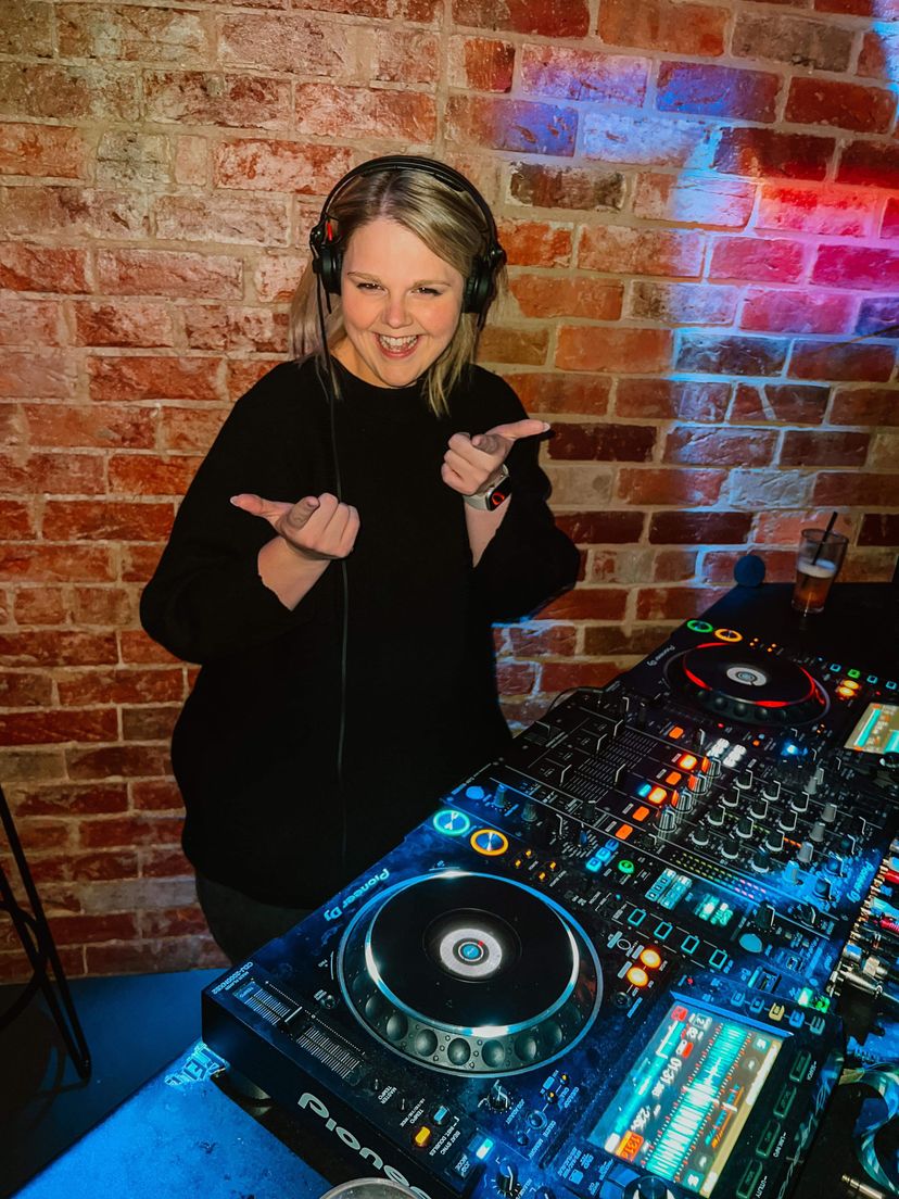 Profile image of DJ Jess McQueenie