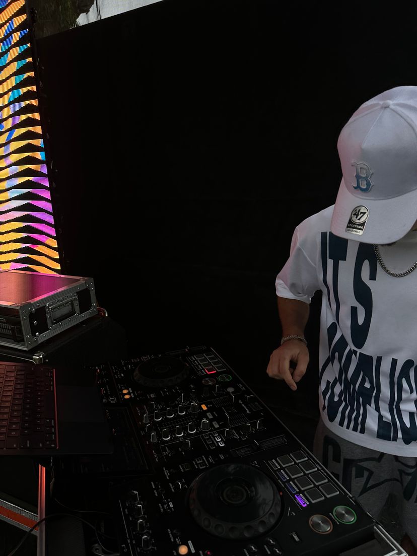 Profile image of JAL