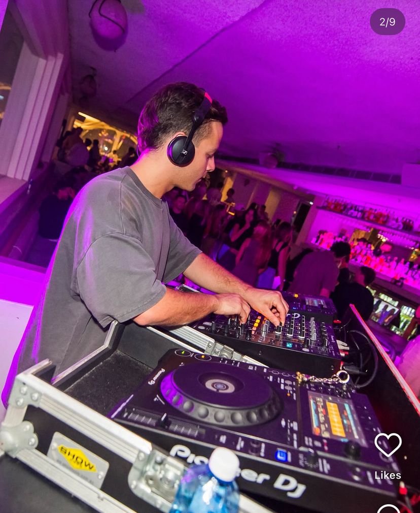 Profile image of Lucas Robison