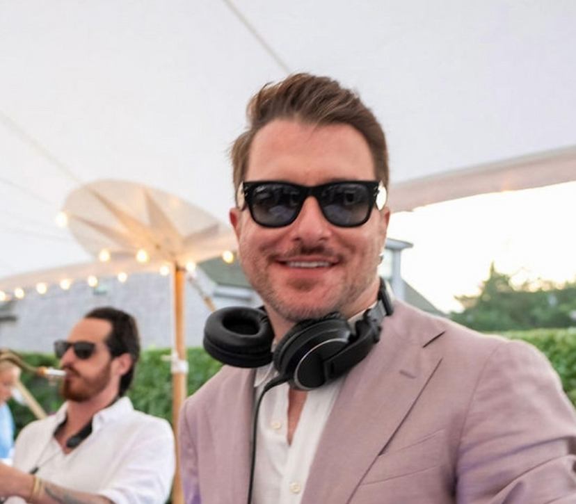 Profile image of Richard Mixin'