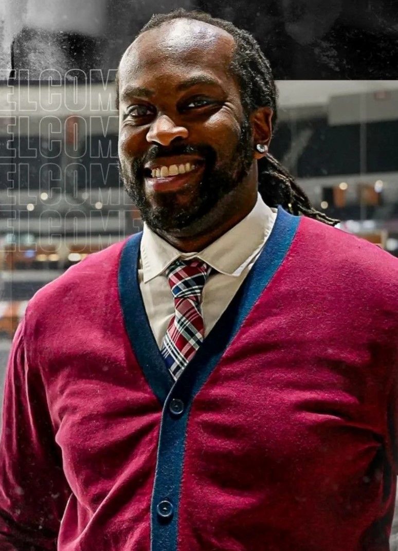 Profile image of Donovan Webb