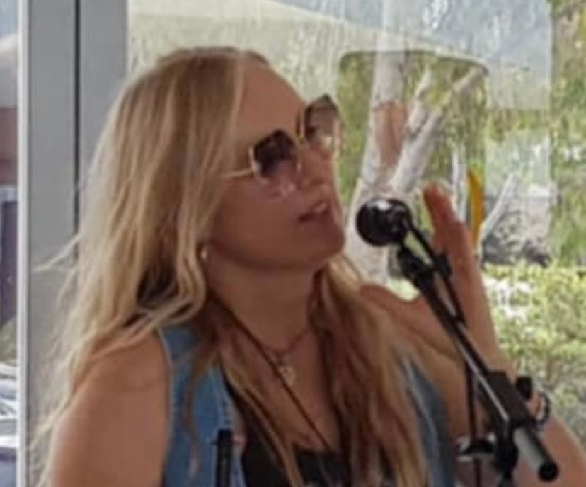 Profile image of Donna Mahoney