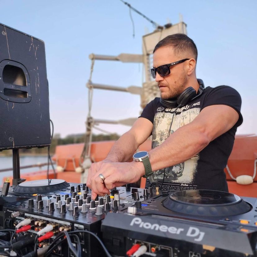 Profile image of Elijah