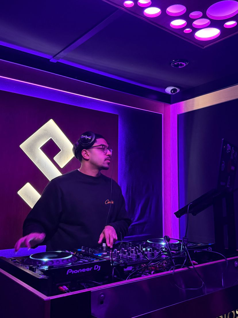 Profile image of DjKai.UK