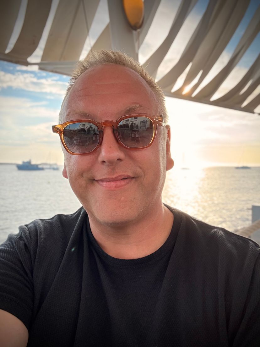 Profile image of Carlos Van D