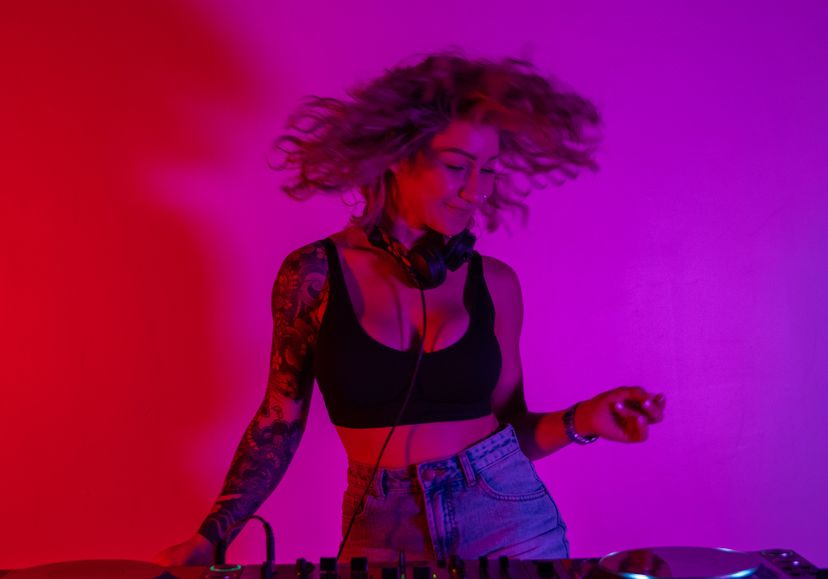 Profile image of Simona Rave