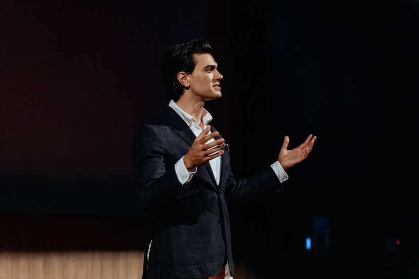 Profile image of Alexander Circosta