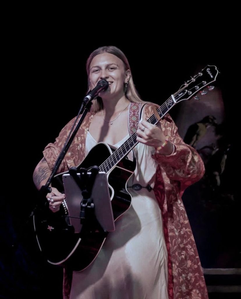 Profile image of Pheonix Rose