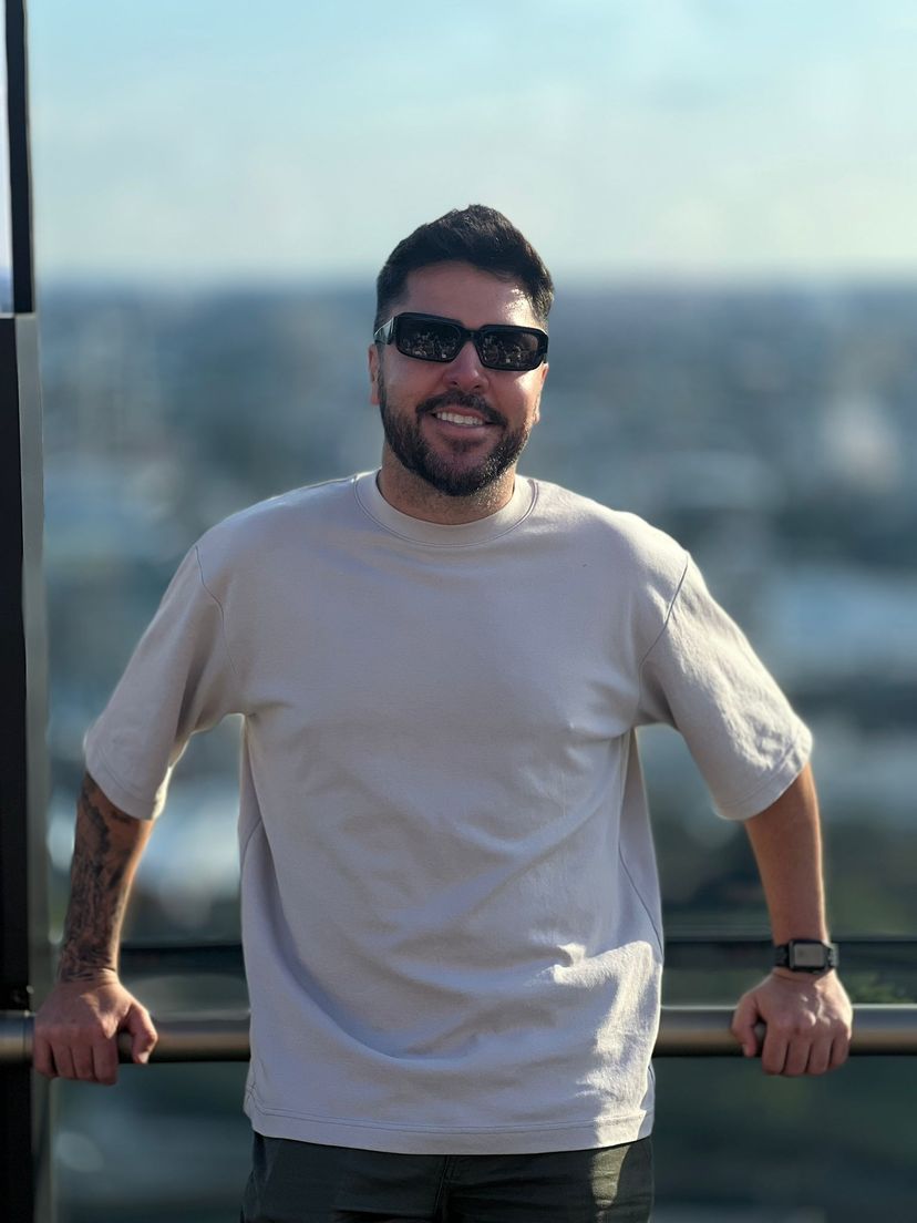 Profile image of Tiago Santos