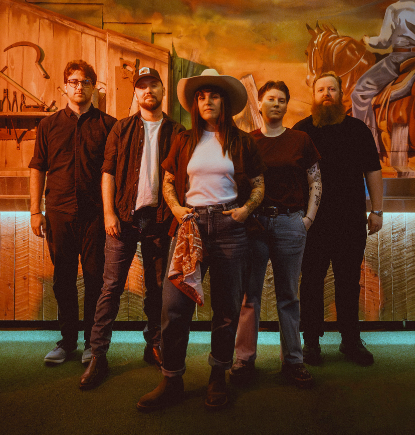 Profile image of Chloe Marks & The Mayhem