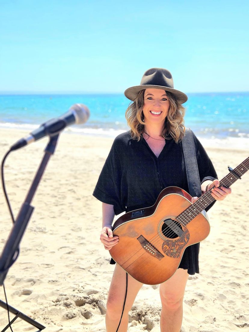 Profile image of Laine Wolfe