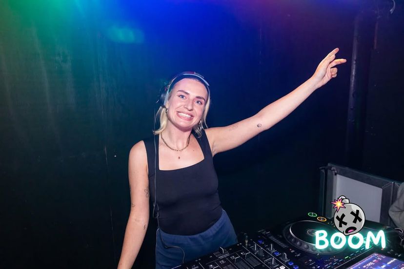 Profile image of Annie FM