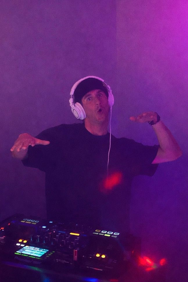 Profile image of Ash Adams