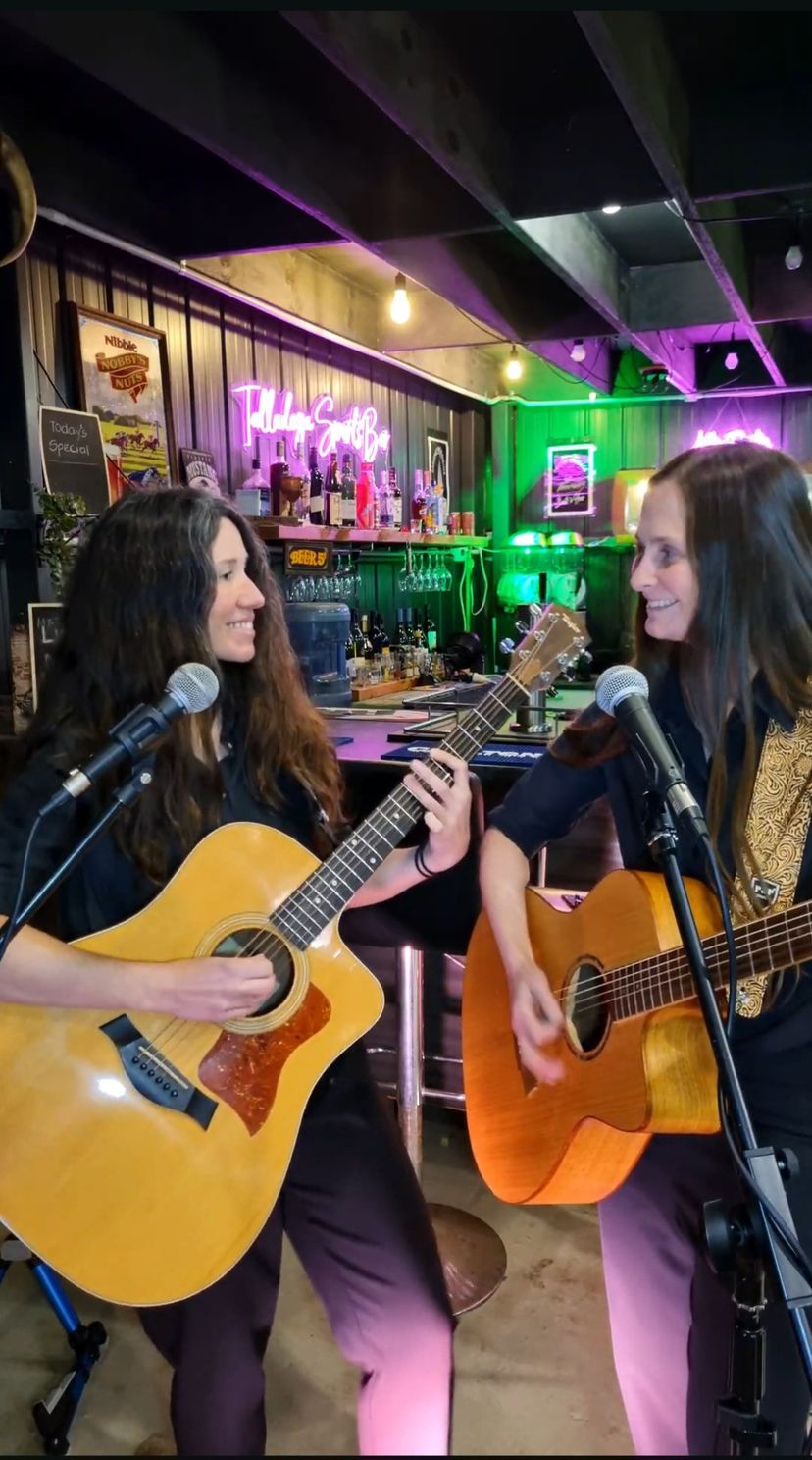 Profile image of Lucy & Hayley